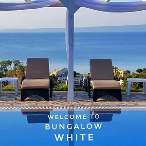 Bungalow White Tennis & Appartement